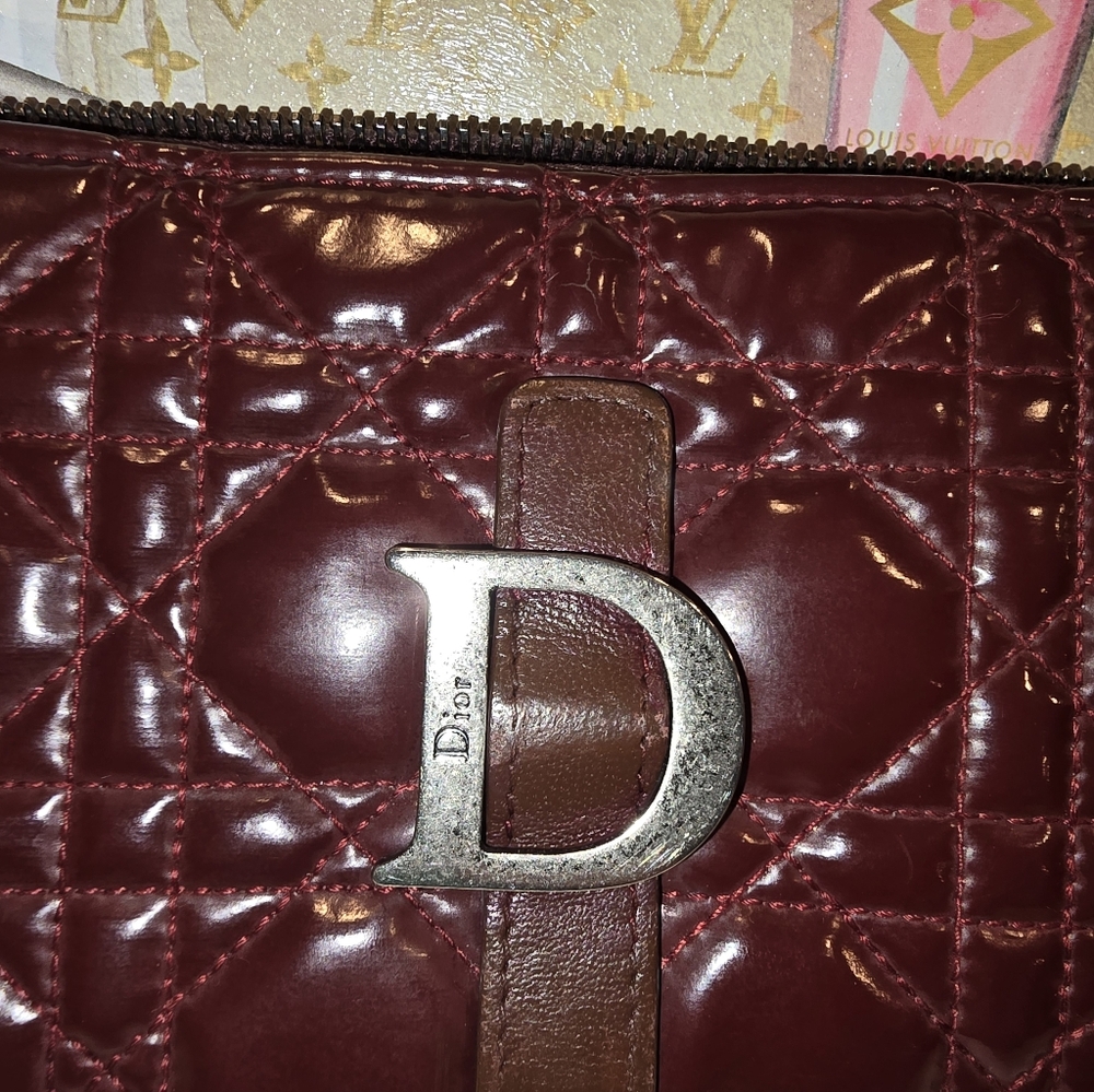 Dior Women's Burgundy Patent Leather Wallet Clutch - Picture 12 of 12